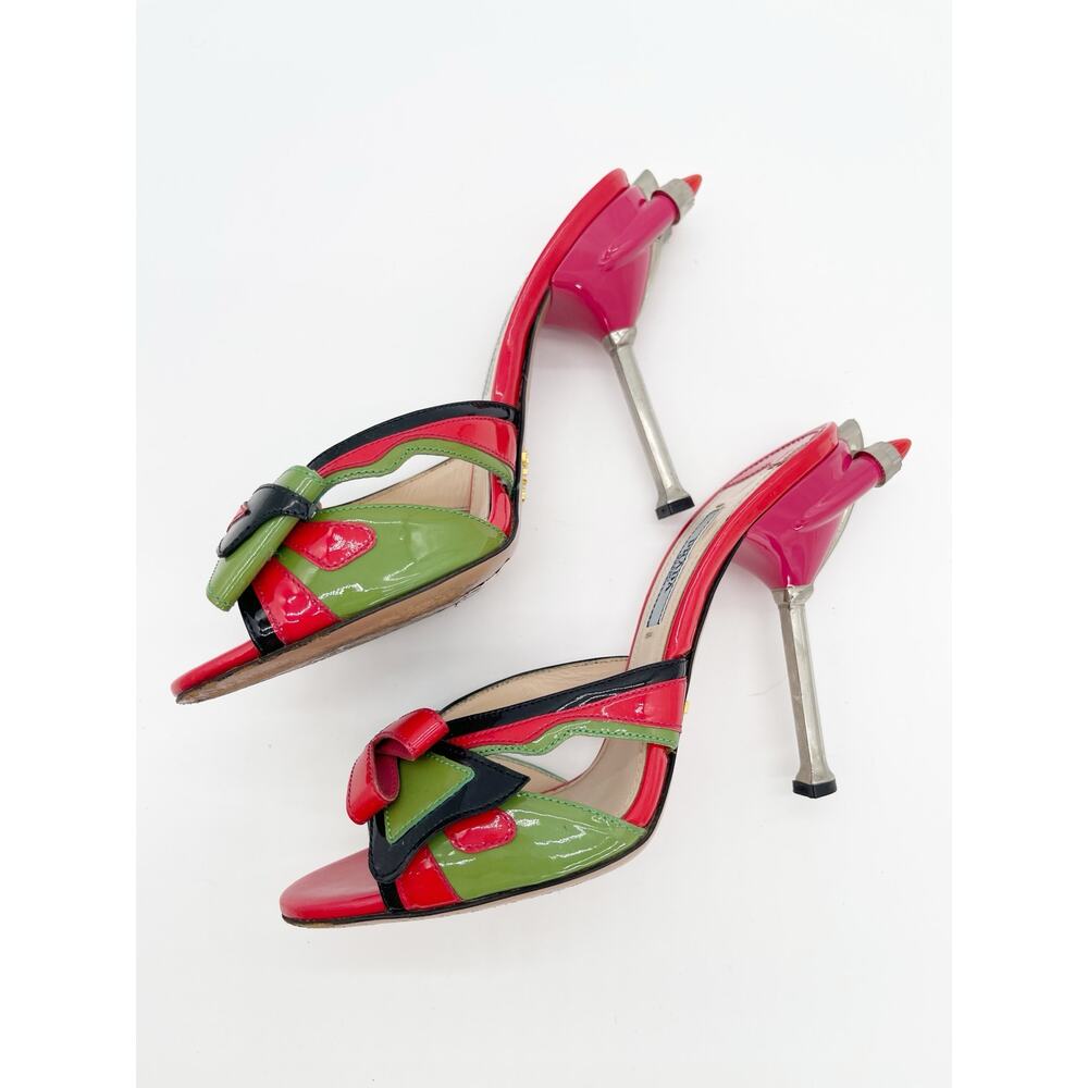 Prada S/S 2012 Runway Red Patent Hot Rod Rocket Tail Light Mule Sandals IT 36.5 - Picture 7 of 15
